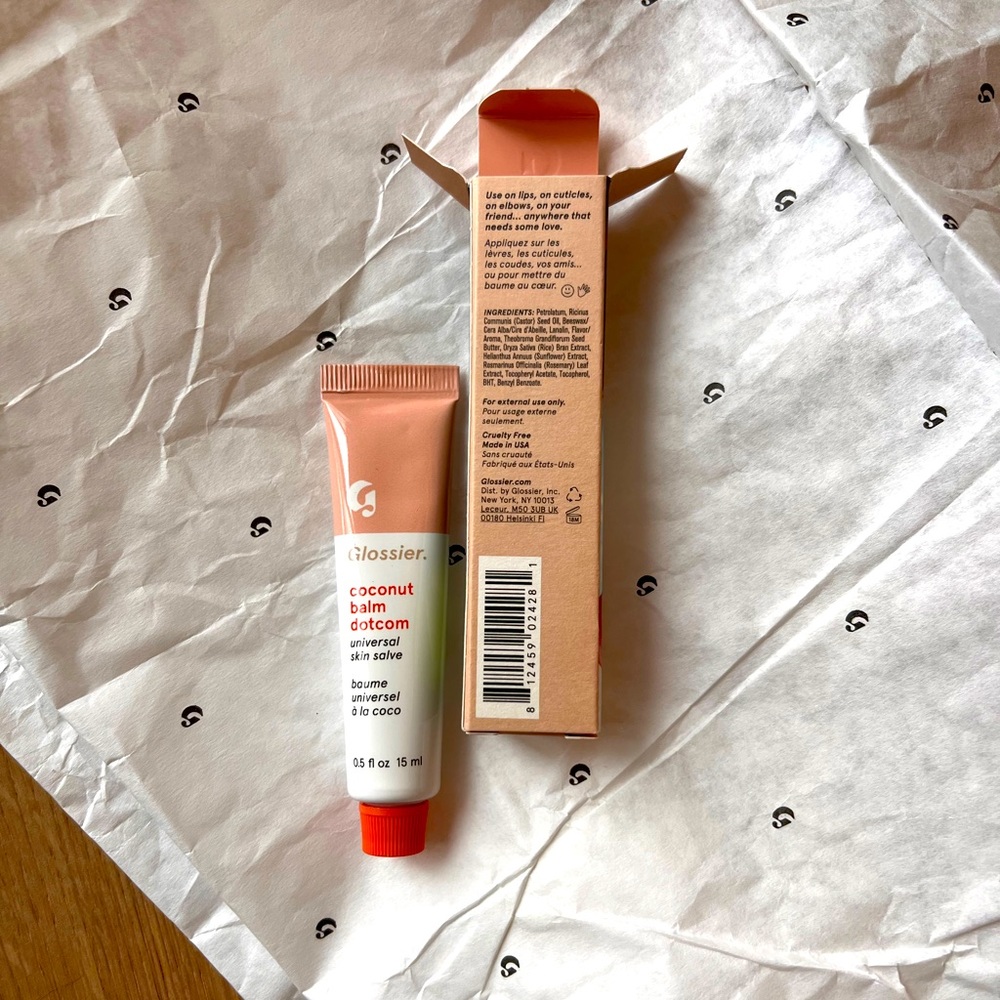 Glossier Balm Dotcom *NEW* *NEVER USED* *ORIGINAL OLD FORMULA* Coconut